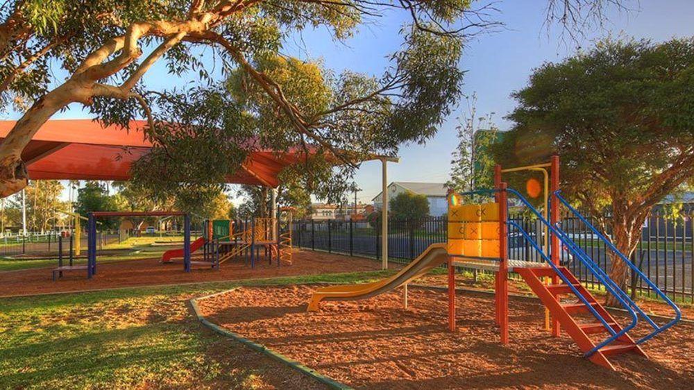 Narrabri Big Sky Caravan Park Экстерьер фото