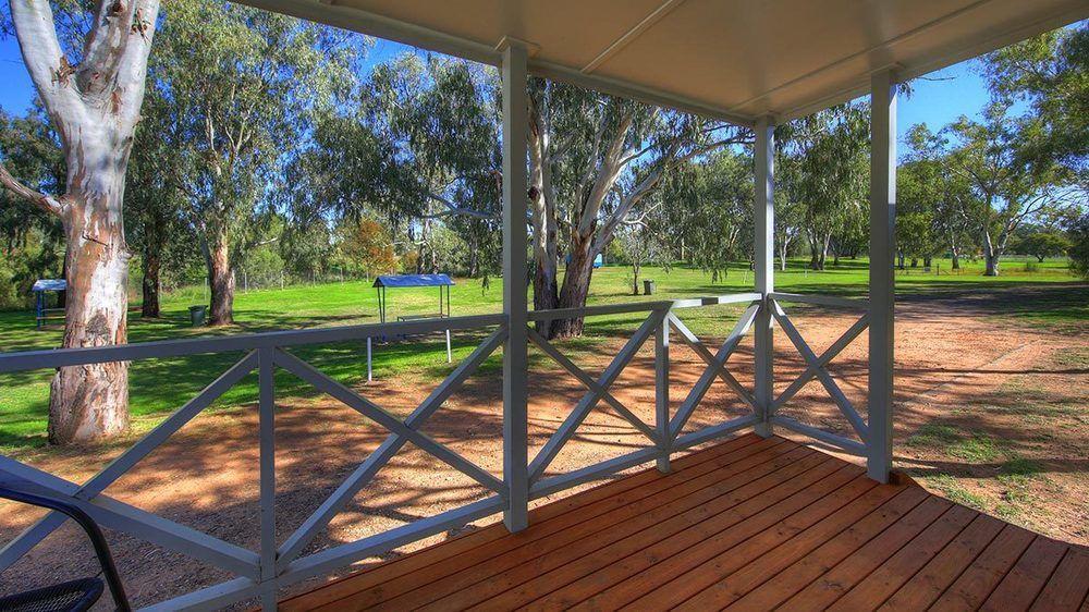 Narrabri Big Sky Caravan Park Экстерьер фото