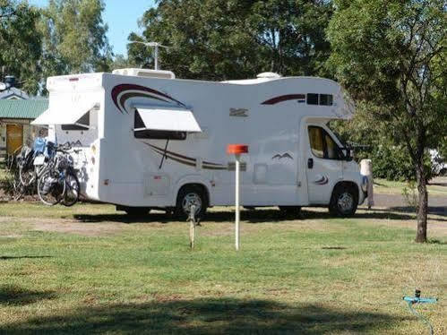 Narrabri Big Sky Caravan Park Экстерьер фото